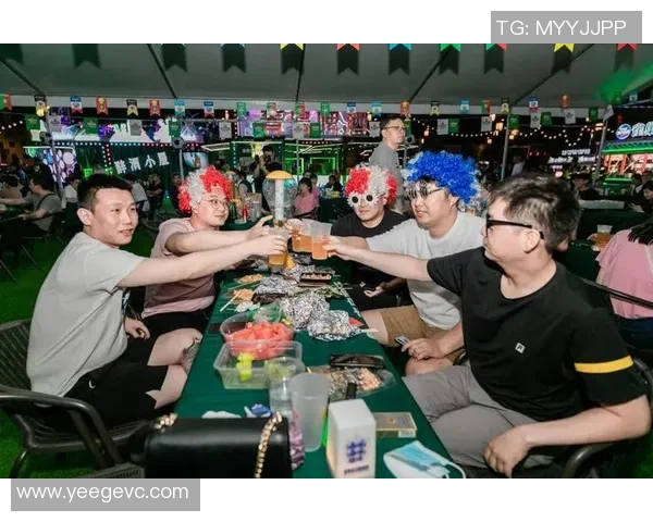 欧洲杯休闲服装陈列创意展示与搭配指南助你轻松应对赛事激情时刻